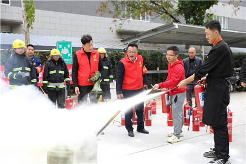 消防演習(xí) (5)_副本.jpg 消防演習(xí) (5)_副本.jpg